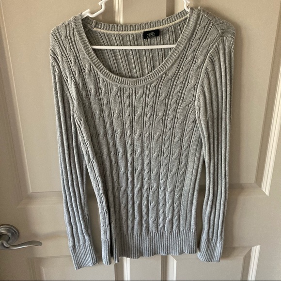 Gray Cable Knit Sweater - Picture 1 of 2